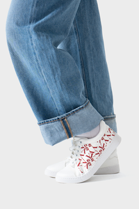 White Side Embroidery Sneakers