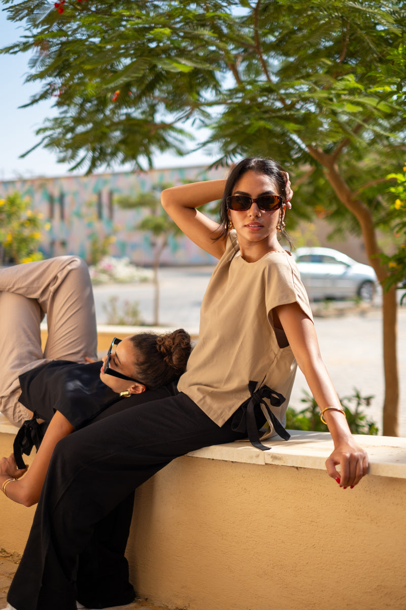 Black Short Sleeves Linen Blouse With Ribbons